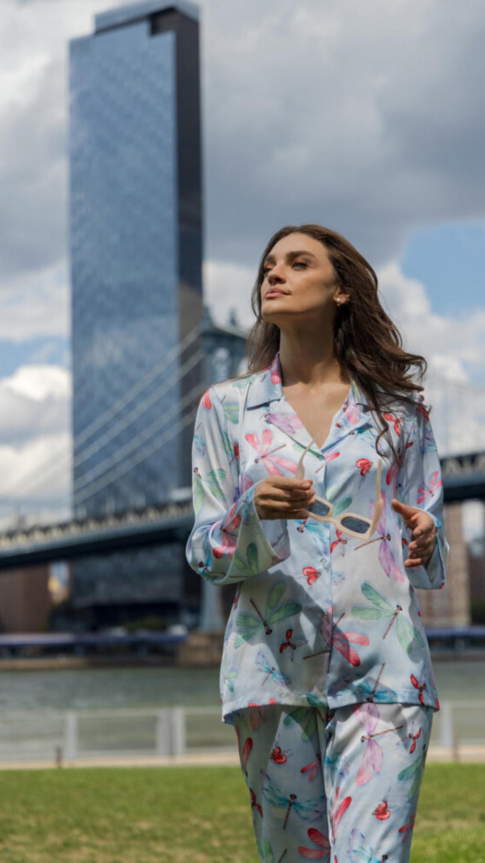 Pijama Aberto Acetinado Libélula em Viscose - Acuo